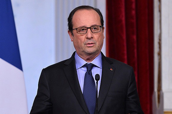 Hollande, &#039;Teröre kararlı ve kolektif yanıt verilmeli&#039;