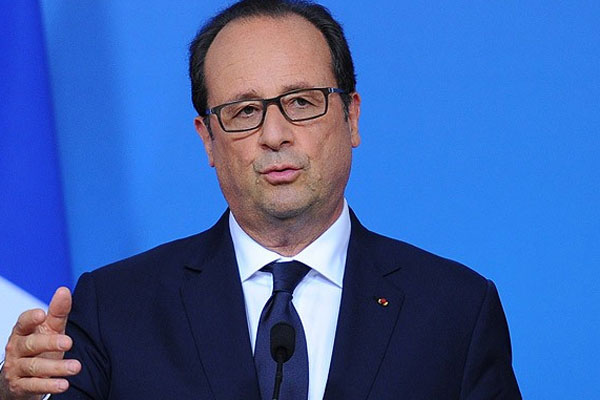 Hollande, &#039;Savaş gemisinin akıbeti Ukrayna&#039;ya bağlı&#039;