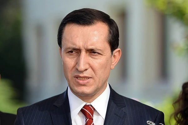 Emrullah İşler, 'Harf inkılabından önce de Türkçe kullanılıyordu'