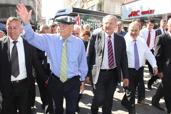 İhsanoğlu, &#039;Devletin tepesi sorun çözme yeridir&#039;