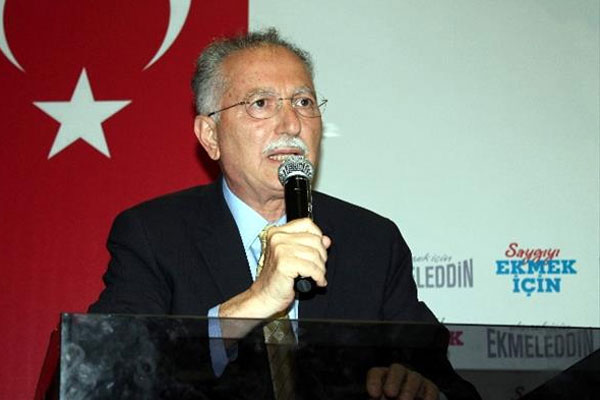 Ekmeleddin İhsanoğlu, &#039;Türk oğlu Türk&#039;üm&#039;