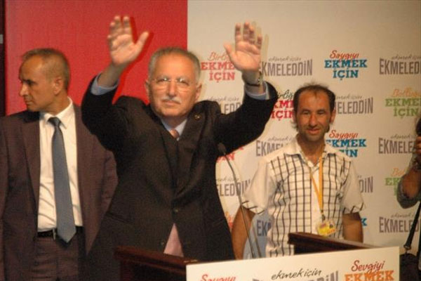 İhsanoğlu&#039;ndan itiraf gibi açıklama