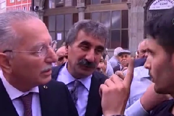 Ekmeleddin İhsanoğlu Trabzon'da 'Sus artık'diye kime çıkıştı