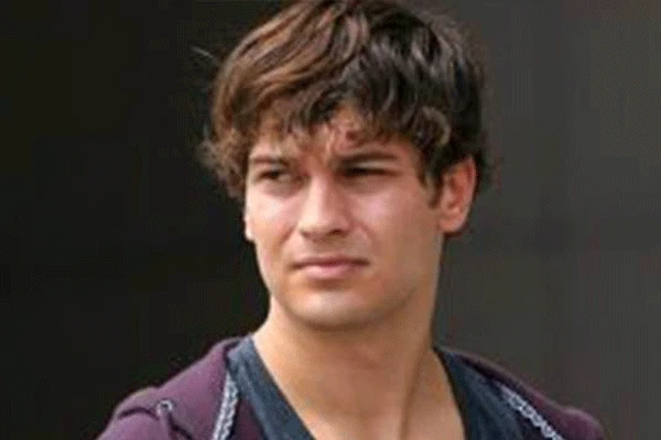 İşte Çağatay Ulusoy'un yeni imajı!