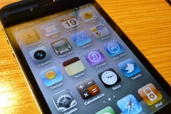 iOS 8&#039;in ilk ekran görüntüleri internete sızdı