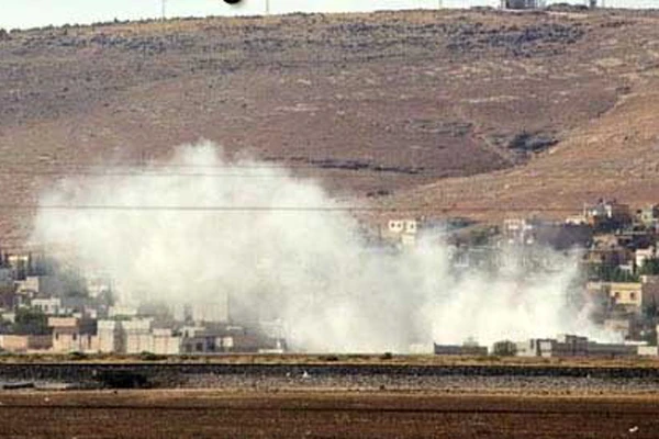 Kobani'de çatışmalar şiddetlendi! IŞİD tanklarla ilçeyi kuşattı