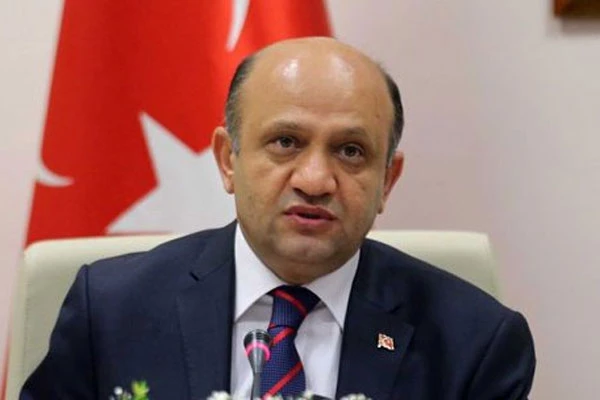 Fikri Işık, 'İşçisizlik problemi var'