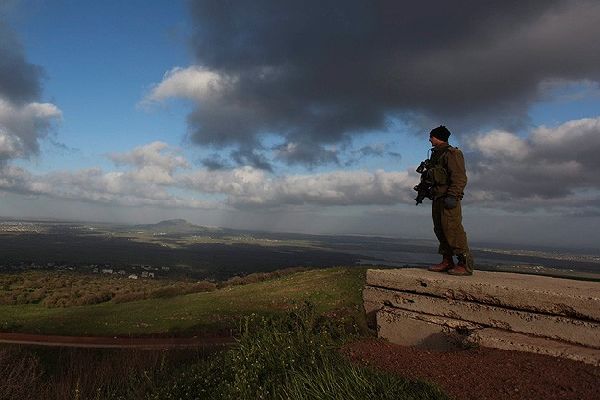 İsrail&#039;den Golan Tepesi&#039;ne roketli saldırı