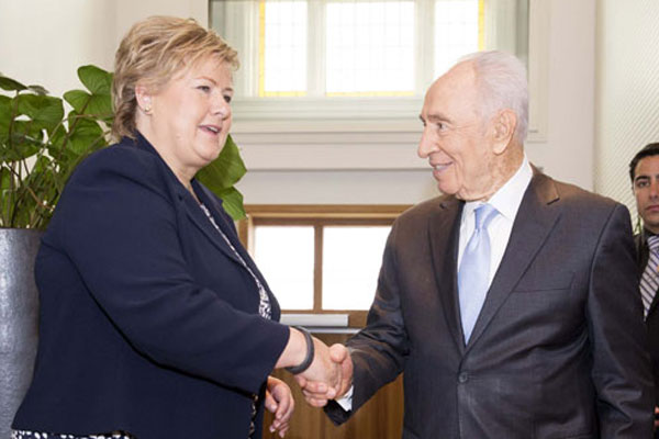 Şimon Peres duydukları karşısında neye uğradığını şaşırdı