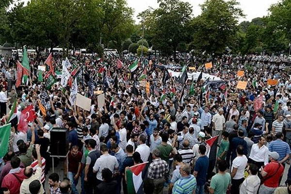 Türkiye&#039;nin bir çok kentinde İsrail protesto edildi