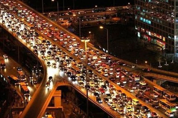 İstanbul&#039;un trafik sorununa akademisyenler el attı