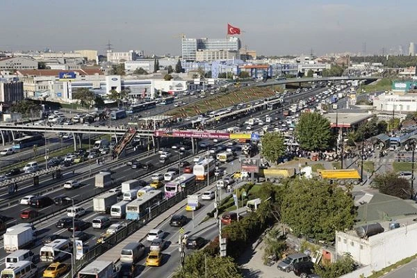İstanbullular yarın bu yollara dikkat!