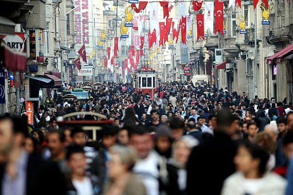 İstanbul&#039;un nüfusu 130 ülkeyi geçti