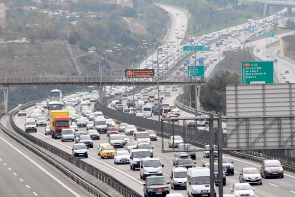 Böylesi görülmedi! Trafikte rekor kırıldı