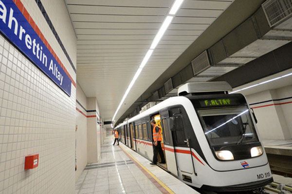 İzmir Metrosu&#039;nda mutlu son