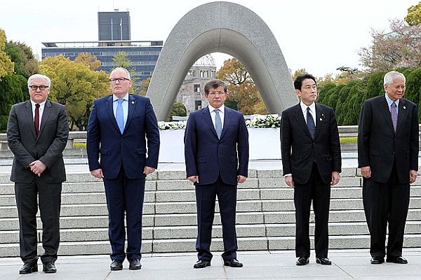 Dışişleri Bakanı Davutoğlu Japonya&#039;da