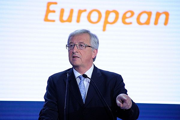 İngiltere Juncker&#039;in başkanlığına karşı