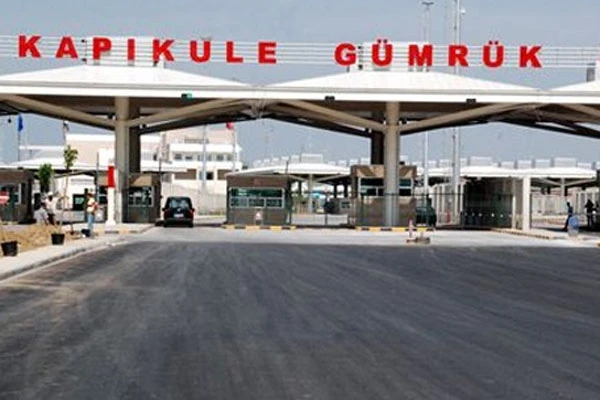 Kapıkule Sınır Kapısı giriş ve çıkışlara kapatıldı