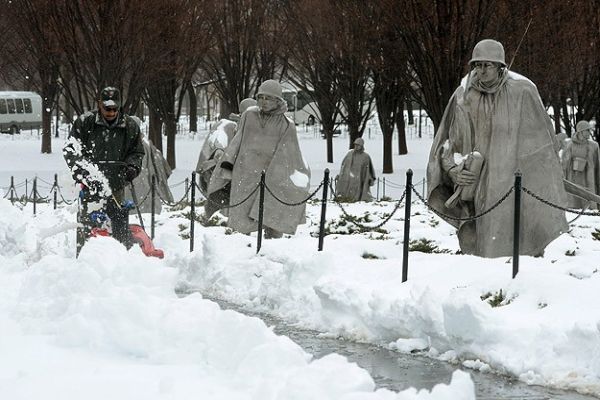 ABD’de kar fırtınası hayatı olumsuz etkiledi