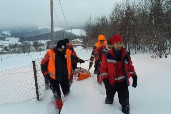 1 metre karda hayata dönüş operasyonu