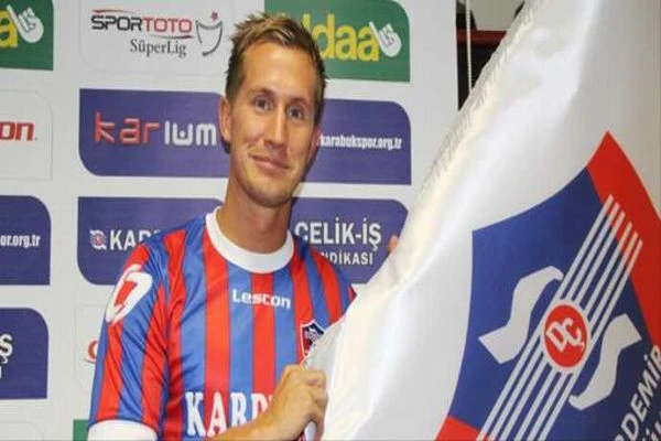 Karabükspor Morten Pedersen'i gönderdi