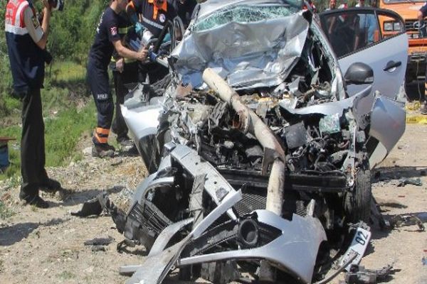 Karabük'te feci kaza, 4 ölü, 1 yaralı