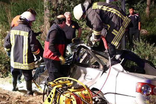 Kayseri&#039;de korkunç kaza: 3 ölü, 14 yaralı