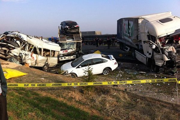 Konya'da trafik kazası, 10 ölü