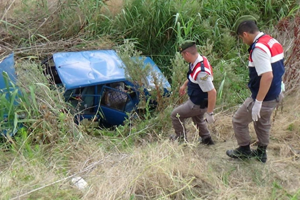 Kendini kurtarıp arkadaşlarını ölüme terk etti