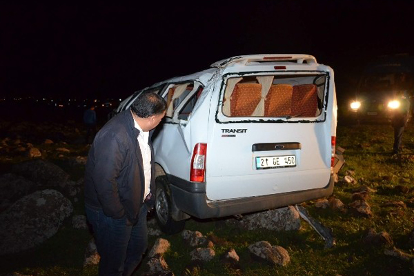 Şanlıurfa&#039;da feci kaza, 3 ölü, 8 yaralı