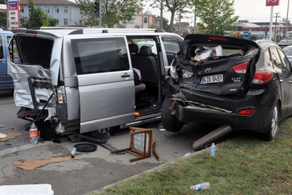 Çarşamba&#039;da zincirleme kaza, 1 ölü