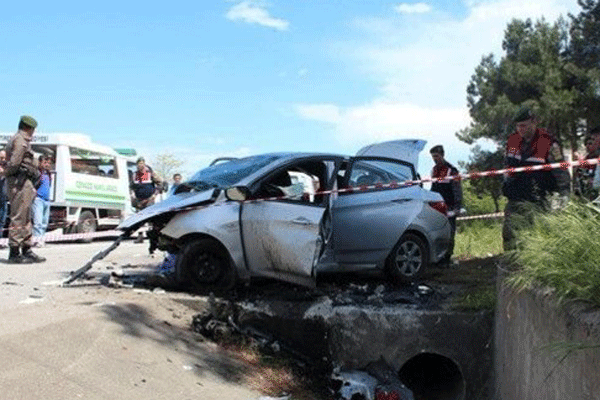 Giresun'da feci kaza, 3 ölü, 1 yaralı