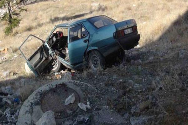 Eşine &#039;arabayı biraz git&#039; dedi, kaza kaçınılmaz oldu