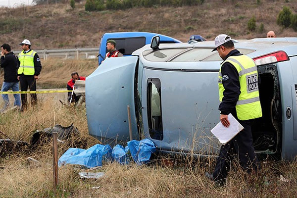 Trafik kazaları bayramda da can aldı, 51 ölü