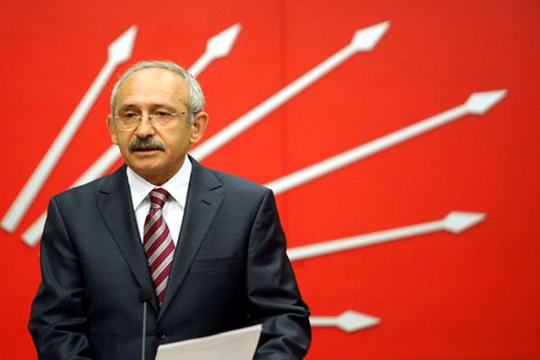 Kemal Kılıçdaroğlu&#039;nun koltuğu sallanıyor mu