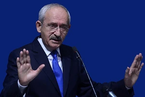 Kılıçdaroğlu hukukçularla bir araya geldi