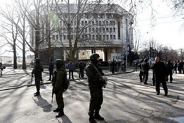 Kırım'da toprak tahsisi ve özelleştirme durduruldu