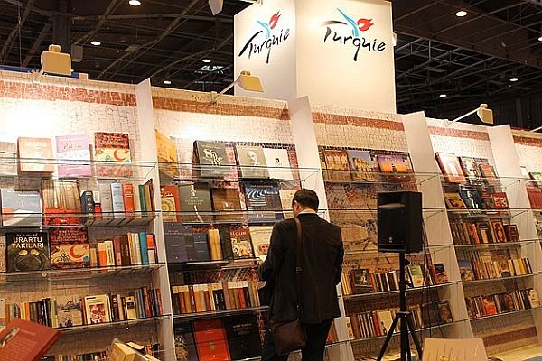 Türkiye&#039;de geçen yıl 42 bin 655 kitap yayımlandı