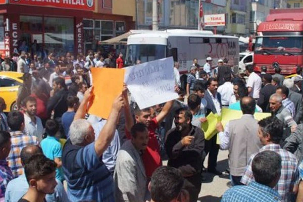 Kaçırılan kız için halk ayaklandı