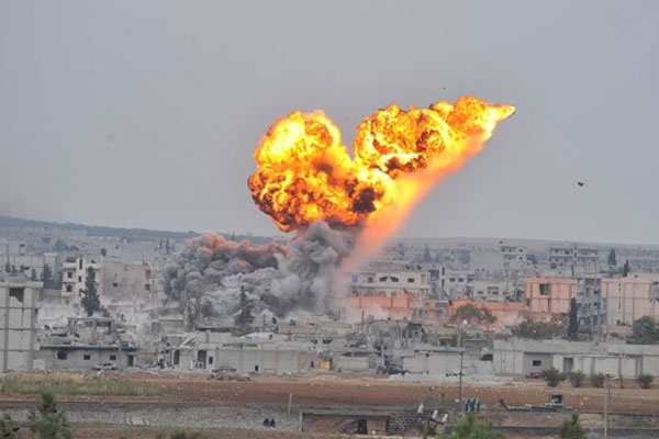 Kobani&#039;de IŞİD ve karşıt gruplar arasında çatışmalar şiddetlendi