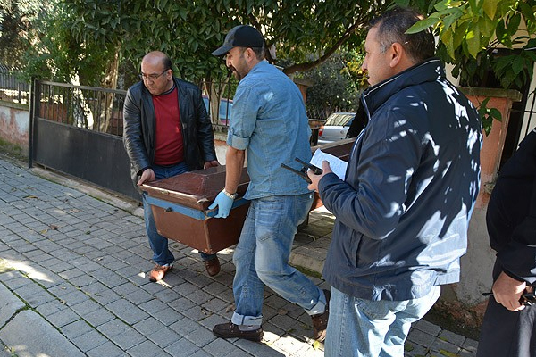 Belediye başkanının kadın koruma polisi ile eşi ölü bulundu