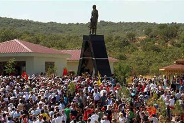 Lice&#039;deki o heykel için kaldırılma kararı