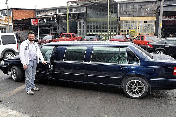 Kazada hurdaya dönen limuzini yeniden trafiğe çıkardı