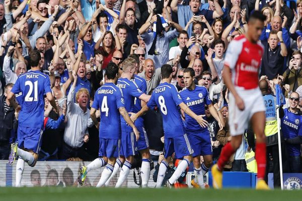 Londra derbisinde Chelsea Arsenal&#039;e acımadı