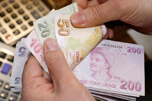 Kamuda en yüksek maaş 7 bin 900 lira