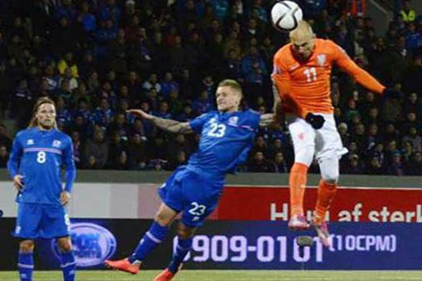 İzlanda, Hollanda&#039;yı 2-0 yendi