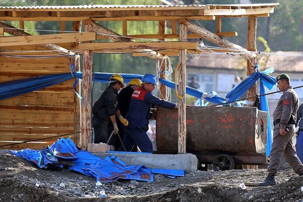 Madende mahsur kalan işçilere ulaşma çalışmaları sürüyor