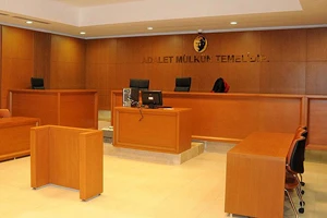 Mahkemeden yeniden yargılama talebine red