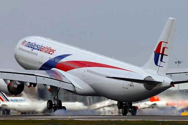 Malezya Airlines Londra&#039;ya Suriye üzerinden uçma kararı aldı