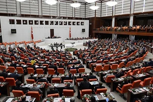 'Tam gün' yasalaştı